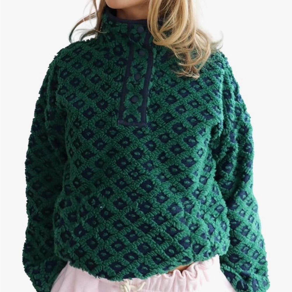 Green and Blue Fleece Pullover Size L NWT